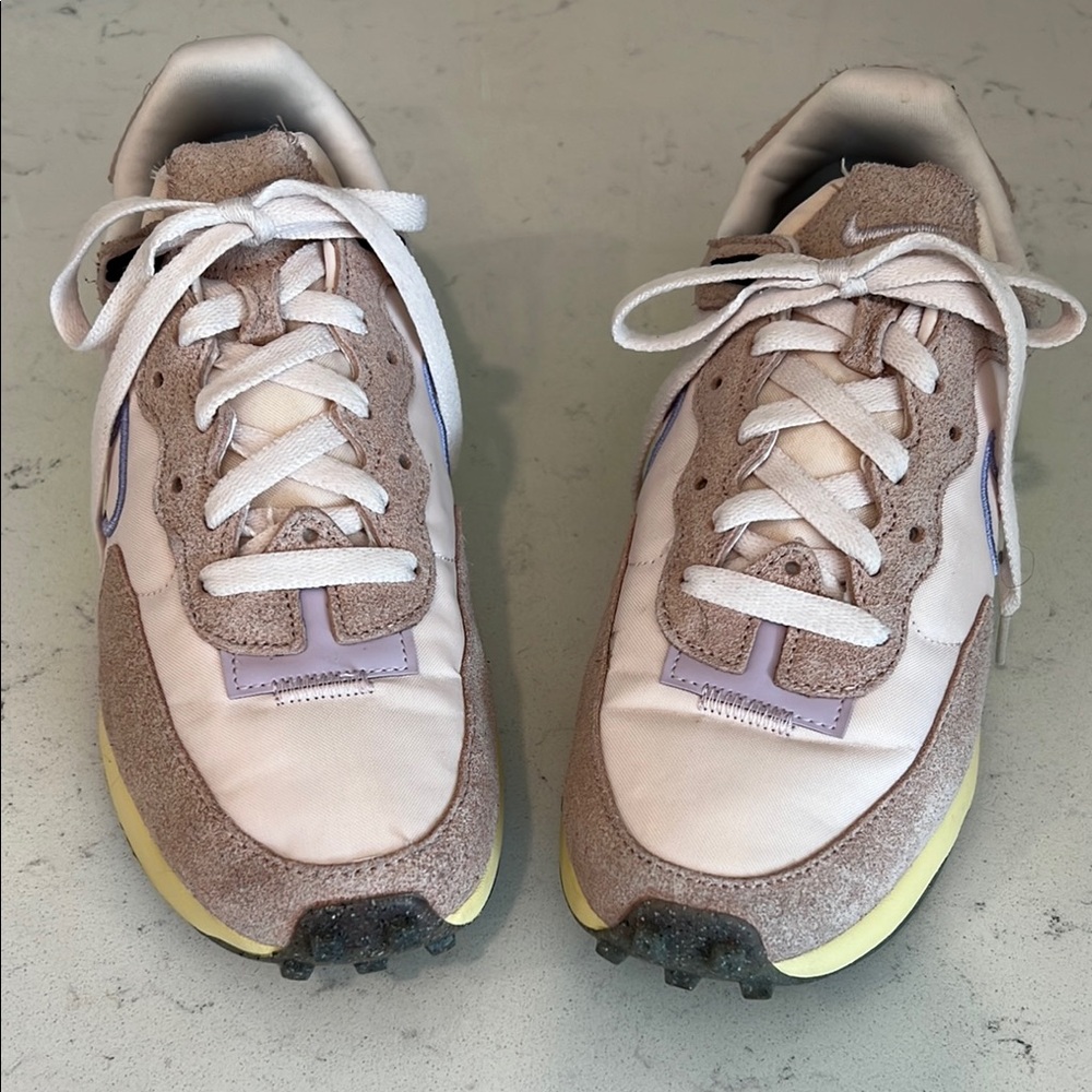 Nike Wmn’s Fontanka Waffle Pink Oxford Ghost Green Colorway Sneakers - Size US 7 - Picture 2 of 16